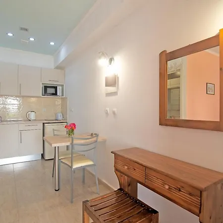 Andromaches Sea View 3 *