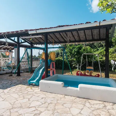 Apartment Andromaches Sea View 3 *